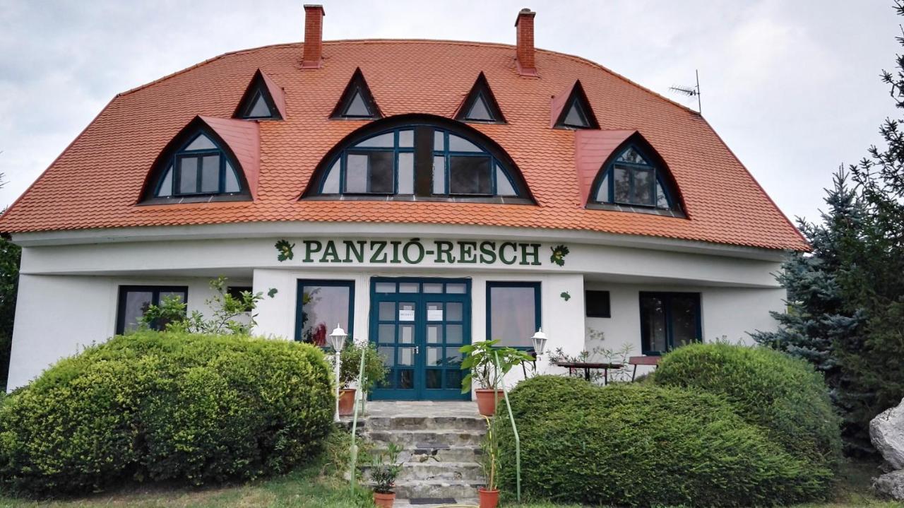 Bed and Breakfast Varvolgy Panzio - Resch Екстер'єр фото